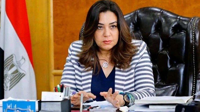الدكتورة منال عوض،