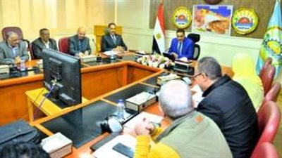 محافظ مطروح يلتقي قنصل روسيا لمناقشة التوأمة مع مدينة ليننجراد