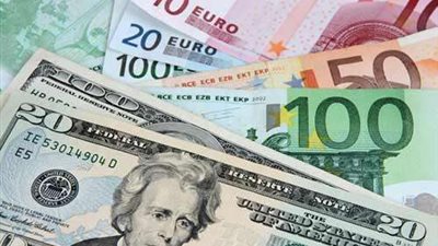 استقرار سعر الدولار في سوق الصرف المصري صباح الجمعة