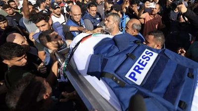 إسرائيل ترتكب جريمة حرب جديدة.. وتغتال الصحفي حسن إصليح