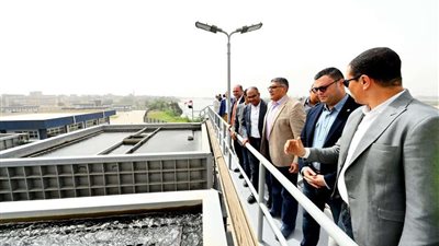 الشربيني يؤكد حرص الوزارة على تسريع وتيرة إنجاز مشاريع البنية التحتية