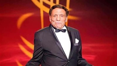 كان في الإعدادي.. أستاذ نقد سينمائي يكشف مفاجأة بشأن بداية عادل إمام الفنية