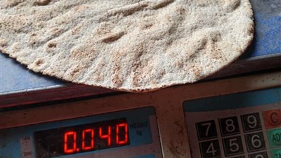 مخابز كفر الشيخ تتلاعب في وزن الرغيف.. والمواطنون يستغيثون: 