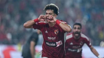 بعد الفوز علي البنك بفارق 1/2.. الأهلي يدق أبواب بطولة الدوري المصري 2025/2024