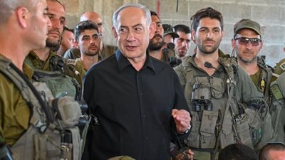 إسرائيل تسمح بدخول مساعدات إنسانية إلى غزة.. ونتنياهو: سنسيطر على القطاع  