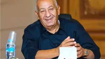 «لظروف صحية».. كامل أبو علي يتقدم باستقالته من رئاسة المصري البورسعيدي
