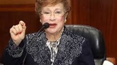 واقعة سرقة نوال الدجوي تشعل مواقع التواصل.. 