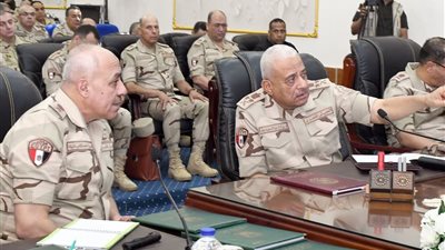 وزير الدفاع  يشهد تنفيذ المرحلة الرئيسية لمشروع مراكز القيادة التعبوى للمنطقة الغربية العسكرية 