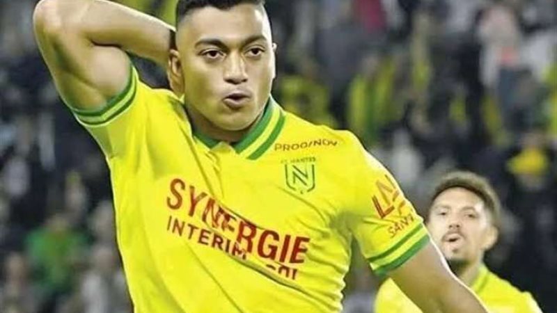 مصطفي محمد مهاجم