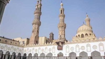 «من يؤتمن على العرض لا يسأل عن المال».. أزهري يعلن مفاجأة