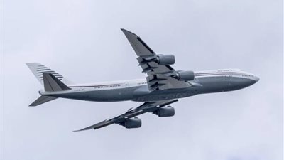 وزارة الدفاع الأمريكية تتسلم طائرة بوينج 747 من قطر 