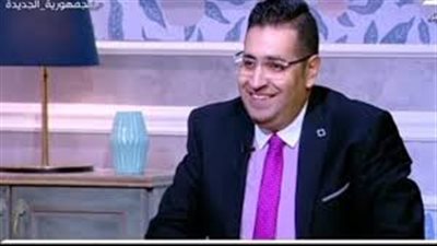 خبير اقتصادي: اقتصاد مصر خرج من عنق الزجاجة والدولة تجني ثمار ما بذلته خلال سنوات