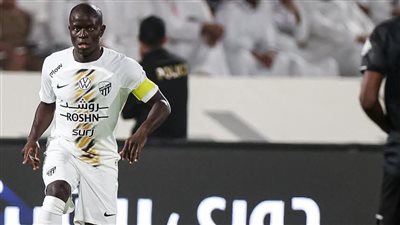 في عقر داره.. الاتحاد يحافظ على الصدارة ويقسو على الشباب بثلاثية