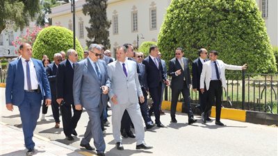 وزير الزراعة ولجنتا النواب والشيوخ يتفقدون المتحف الزراعي بالدقي