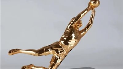 قفاز سيلس الذهبي يكتب التاريخ في الدوري الإنجليزي.. ما القصة؟