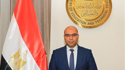 أول تعليق من التربية والتعليم بشأن شكاوى أولياء أمور المدارس الرسمية للغات بالجيزة