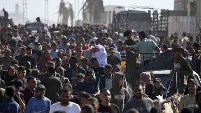 الاحتلال يفتح النيران خلال عمليات توزيع المساعدات على الفلسطينيين