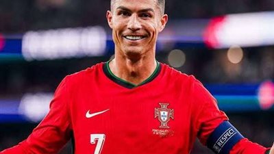 العالم يتسابق على رونالدو قبل مونديال الأندية.. من سعيد الحظ؟