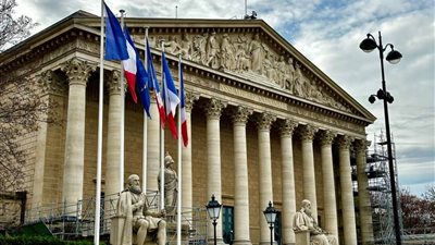 «القتل الرحيم».. فرنسا تٌقر مبدئيا قانون الموت بمساعدة الغير (تفاصيل)