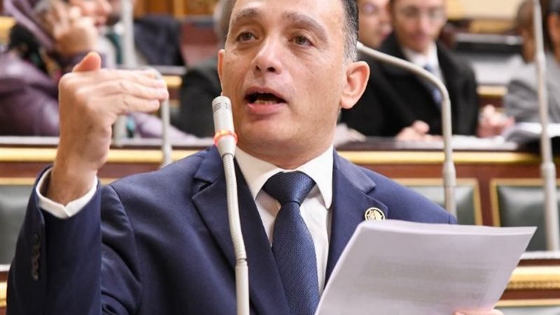 النائب الدكتور فريدي