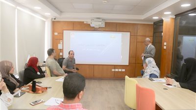 محافظ كفر الشيخ يتابع فعاليات تقييم «إدراك» لتطوير أداء العاملين