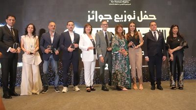 بعد غياب.. محمود عزب وأبطال 