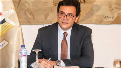 وزير الثقافة يتابع الحالة الصحية لطلاب أسوان بعد حادث أتوبيس أسبوع أهل مصر 