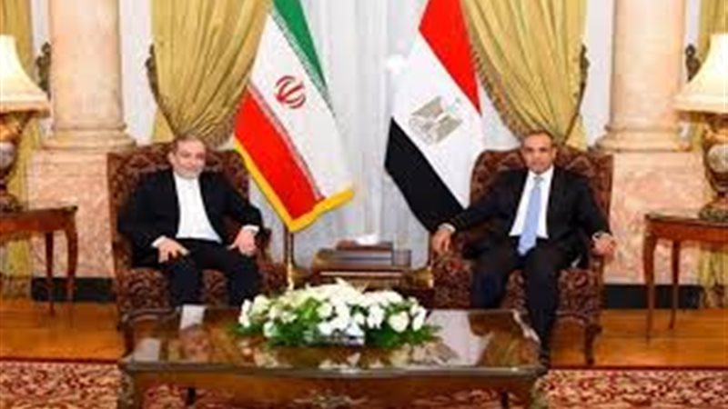 وزير الخارجية ونظيرة