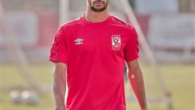 ريفيرو يستقبل ملفات اللاعبين.. ماذا سيفعل مع أحمد عبد القادر؟