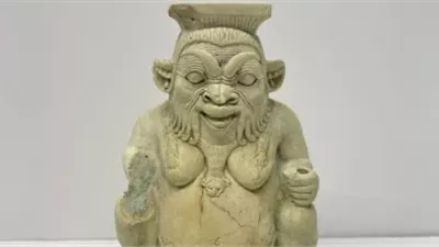 مصر تستعيد 11 قطعة أثرية مهربة من الولايات المتحدة