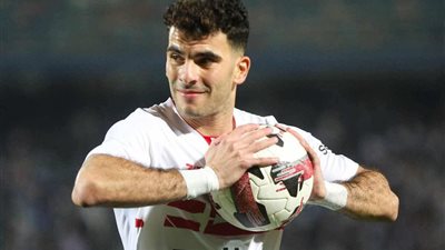 هل يشارك زيزو مع الزمالك أمام بيراميدز في نهائي كأس مصر؟ مصدر يجيب