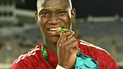 خاص| محاولات أهلاوية لإقناع الخلود السعودي بسفر ديانج إلى أمريكا