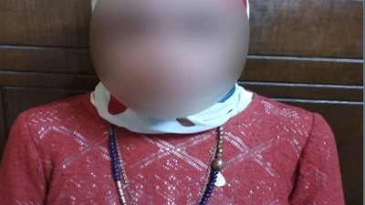 «كان بيجري على أكل عيشه».. حكاية سقوط سيدة صدمت عامل في المقطم