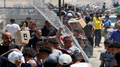 مأساة جديدة برفح.. انتشال 5 شهداء كانوا في انتظار المساعدات الإنسانية