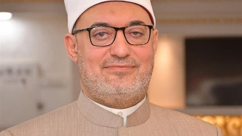 الدكتور نظير عياد مفتي الجمهورية 