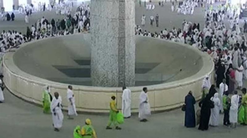 رمي الجمرات في منى