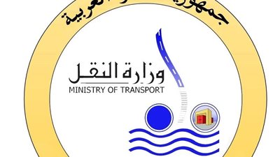 «خلع اللمبة».. تفاصيل اعتراض راكب قطار روسي على الغرامة