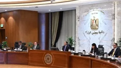 رئيس الوزراء يراجع برنامج الإصلاح الاقتصادي مع صندوق النقد