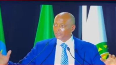 رئيس كاف: نثق في قدرة الأهلي على تمثيل إفريقيا بشكل مشرف