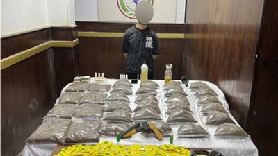 داخل  شقة سكنية بالسلام.. تفاصيل ضبط عاطل بحوزته 35 كيلو استروكس 