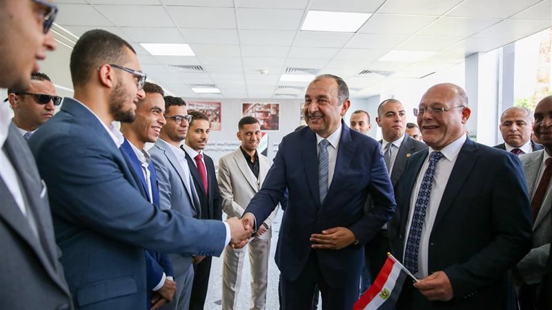 جولة الشيمي بمصنع