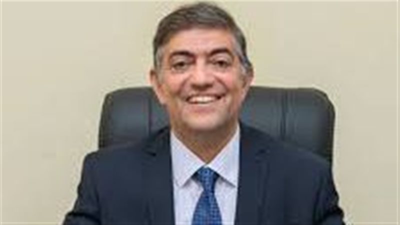 هشام عبد العزيز