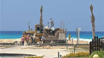 أهالي مطروح يستغيثون بالمحافظ لإنقاذهم من وقوع كارثة بقرية كورونادو