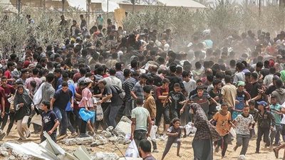 بمراكز توزيع المساعدات.. استشهاد 43 فلسطينيًا برصاص الاحتلال 