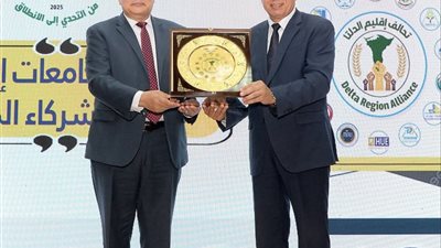 رئيس جامعة كفر الشيخ يشارك في قمة جامعات إقليم الدلتا للاستدامة والتنمية