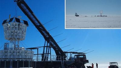 اكتشاف مثير بالقارة القطبية الجنوبية: موجات راديو غامضة تخرج من أعماق الجليد