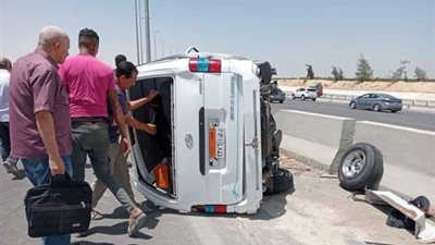 حادث على طريق أسيوط سوهاج يمنع 12 مراقبًا من حضور امتحانات الثانوية العامة