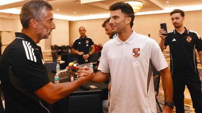 كيف تعامل ريبيرو مع زيزو بعد التغيير المفاجئ أمام إنتر ميامي؟ (خاص)