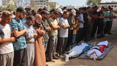 استشهاد 18 فلسطينيا مع استمرار إسرائيل في المذابح اليومية بمواقع الإغاثة