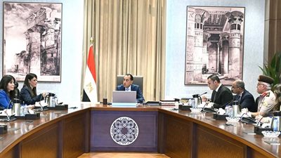 مدبولي يتابع استعدادات لانطلاق المرحلة الثانية